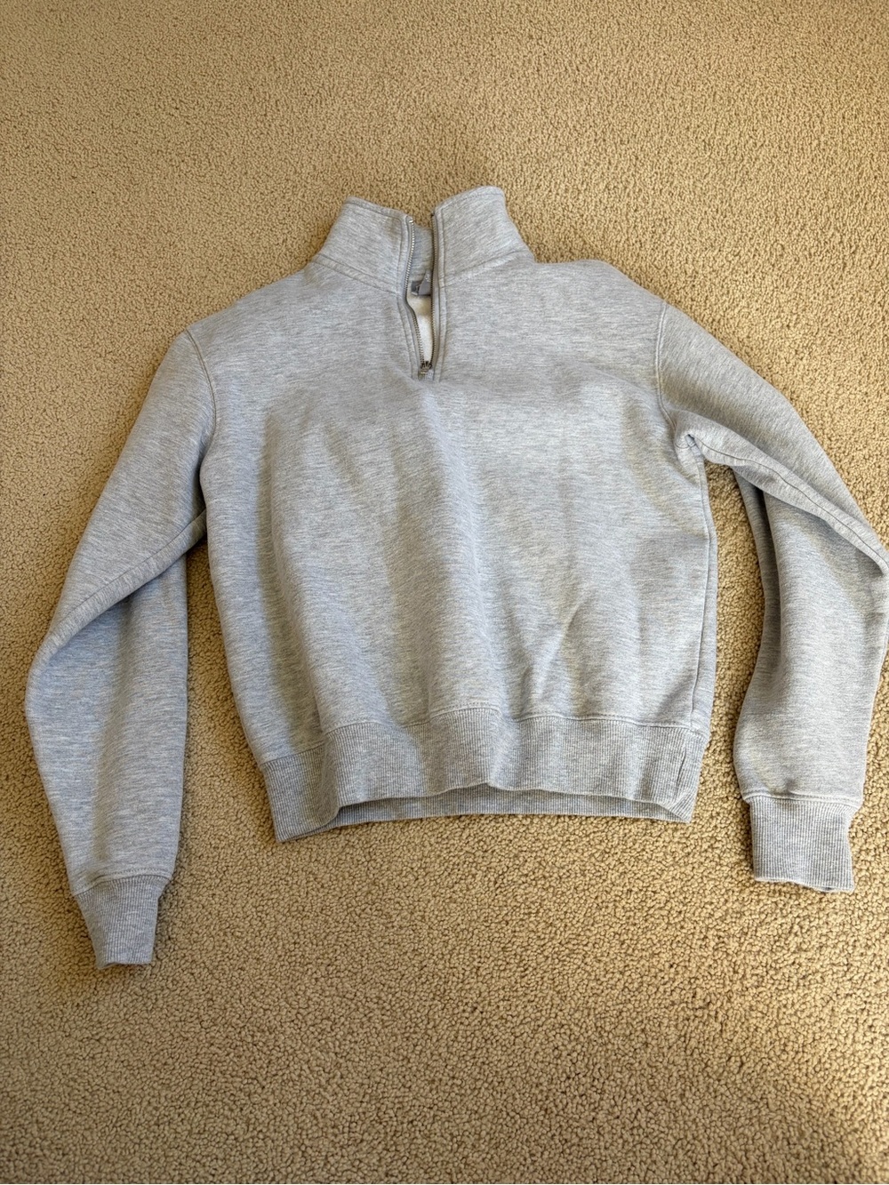 Tilly's Light Gray Quarter-Zip Cropped Sweatshirt
